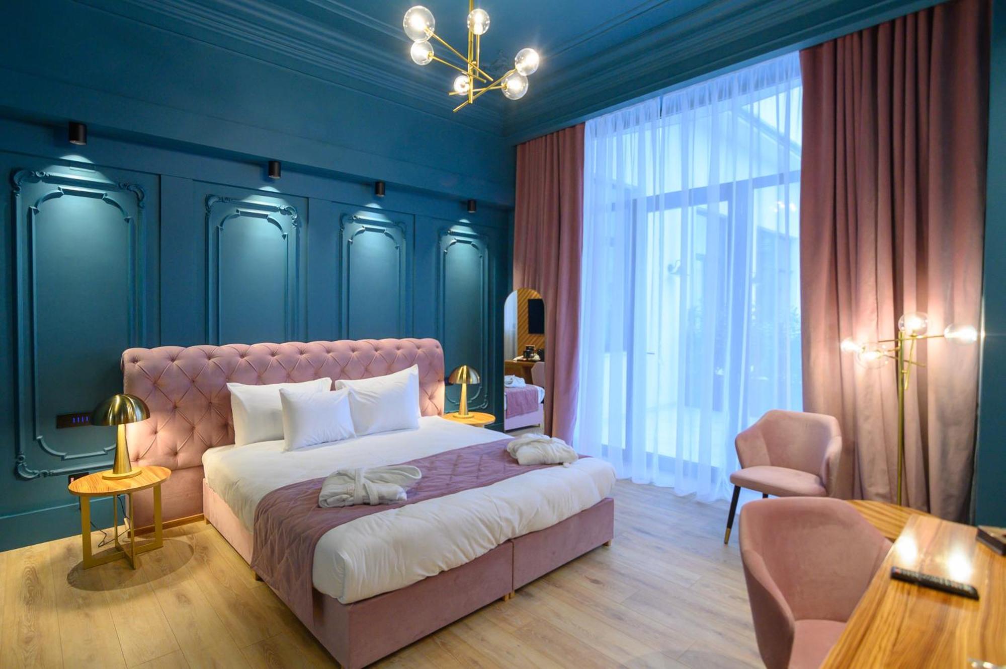 Hotel Viena Satu Mare Ngoại thất bức ảnh