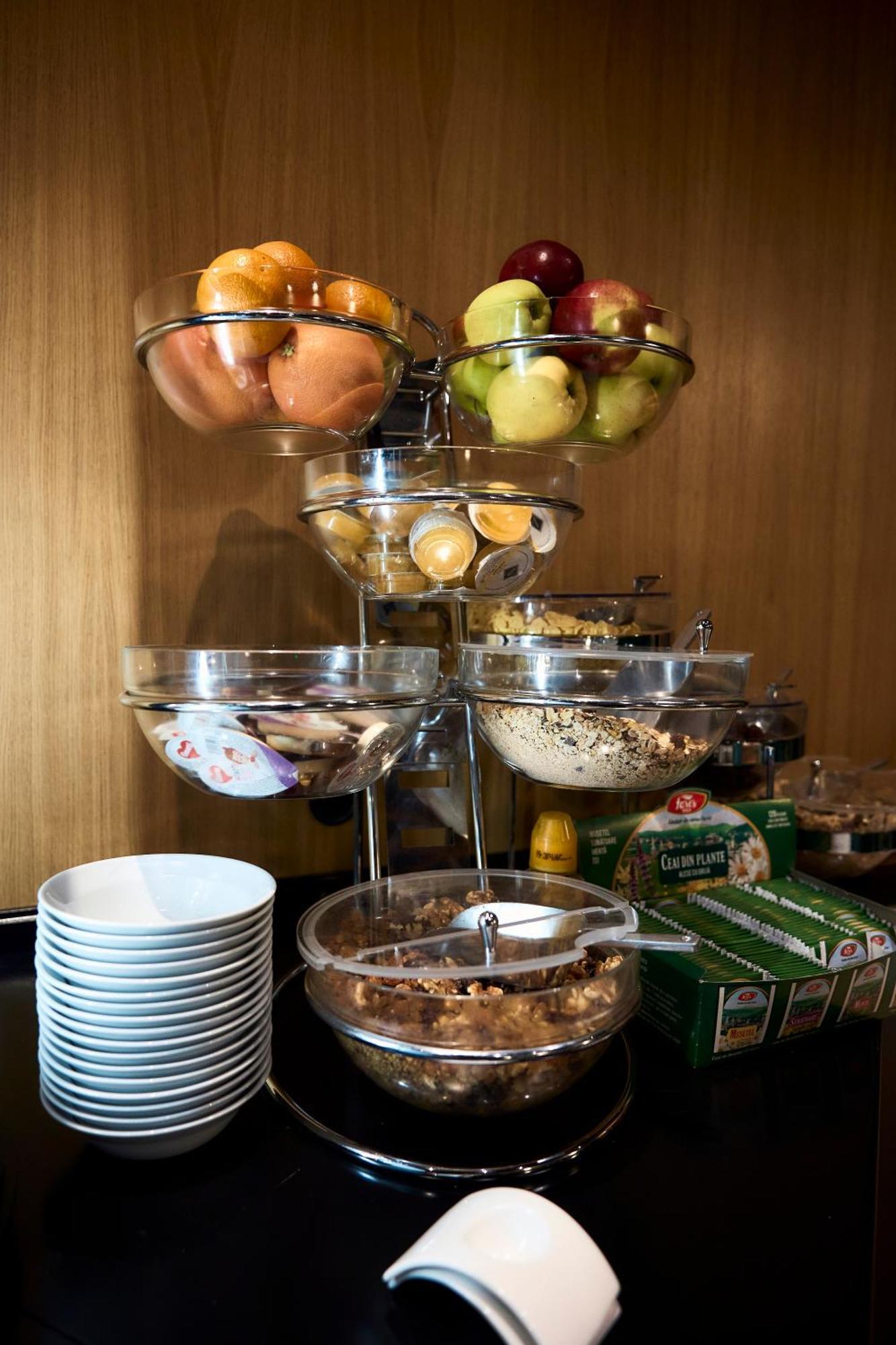 Hotel Viena Satu Mare Ngoại thất bức ảnh